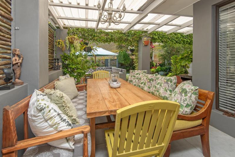 3 Bedroom Property for Sale in Voelklip Western Cape